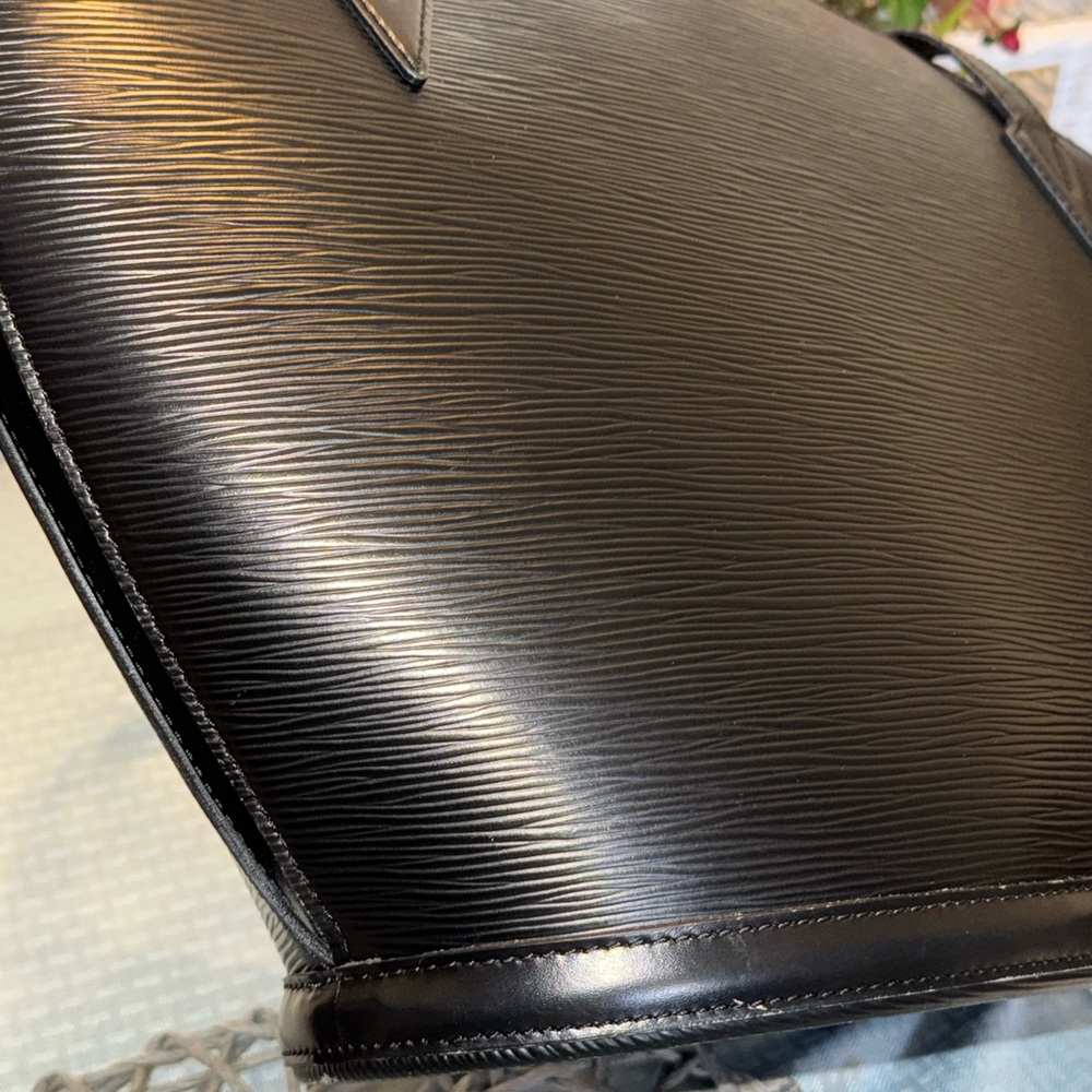 Louis Vuitton Black Epi Saint Jacques Tote Bag - Picture 14 of 16